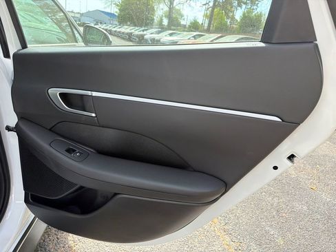 New 2026 Hyundai Sonata Blue FWD image 16