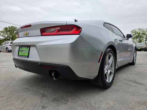 Used 2016 Chevrolet Camaro LT RWD image 12