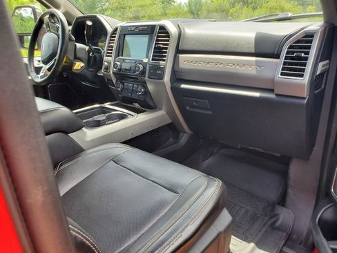 Used 2017 Ford F350 Lariat w/ Chrome Package AWD/4WD image 12