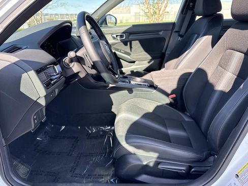 Used 2023 Honda Civic Sport image 23