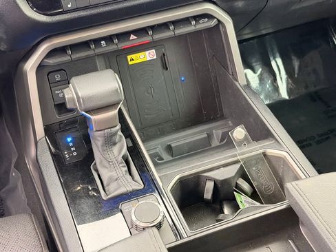 Used 2025 Toyota Tundra SR5 w/ SR5 Premium Package RWD image 18