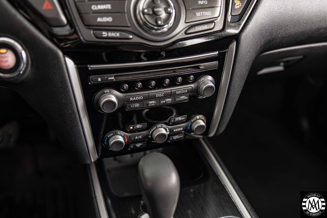 Used 2018 Nissan Pathfinder S AWD/4WD image 20
