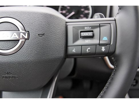 Certified 2026 Nissan Rogue SV FWD image 19