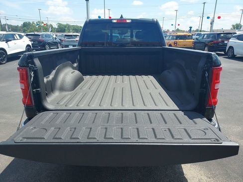 Used 2025 RAM 1500 Big Horn AWD/4WD image 14