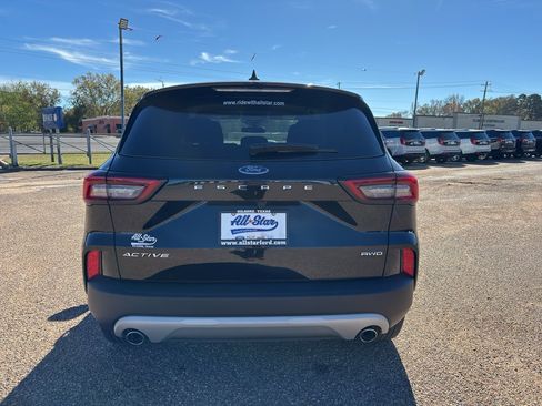 Used 2024 Ford Escape Active image 4