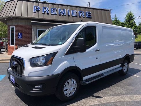 Used 2024 Ford Transit 250 Low Roof w/ Exterior Upgrade Package RWD image 10
