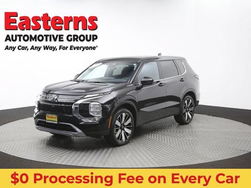 Used 2025 Mitsubishi Outlander SE AWD/4WD image 56