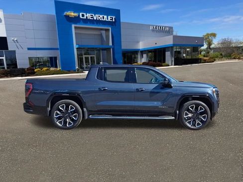 Used 2025 GMC Sierra EV Denali AWD/4WD image 27