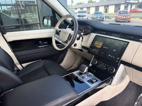 Used 2023 Land Rover Range Rover SE AWD/4WD image 13
