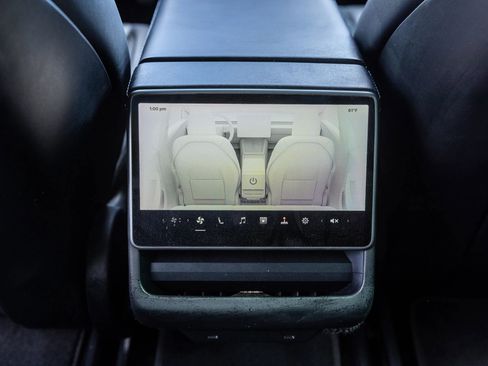 Used 2024 Tesla Model 3 Long Range image 25