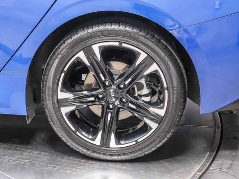 Used 2022 Kia K5 GT-Line image 9