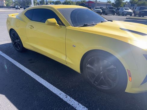 Used 2016 Chevrolet Camaro SS RWD image 9