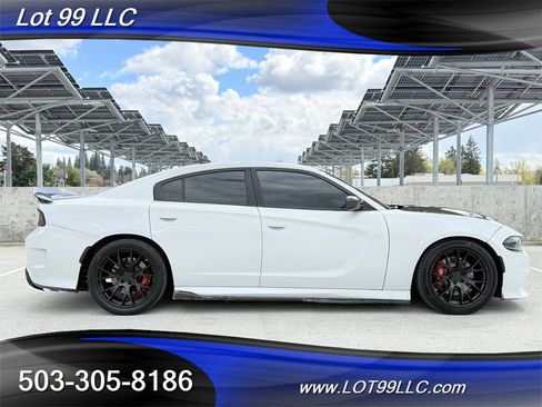 Used 2019 Dodge Charger Scat Pack w/ Plus Group image 27
