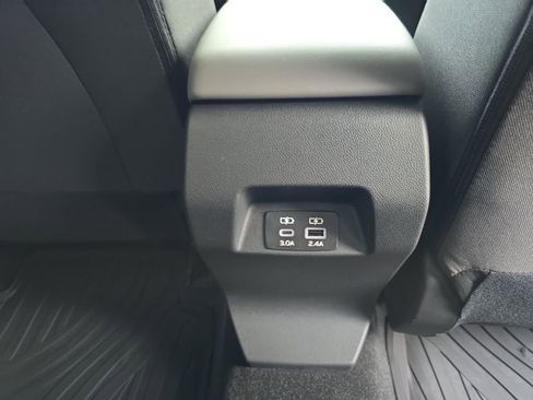 New 2026 Subaru Crosstrek 2.0i Premium image 17