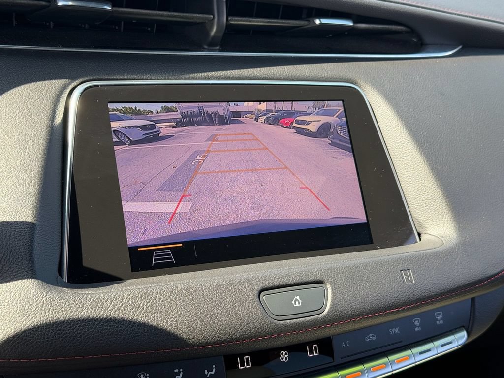 Used 2019 Cadillac XT4 Sport w/ Cold Weather Package FWD image 22