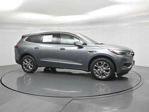 Used 2020 Buick Enclave Avenir w/ Avenir Technology Package FWD image 25