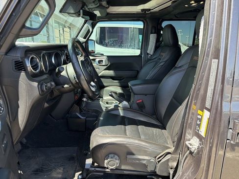 Used 2021 Jeep Wrangler Unlimited Rubicon w/ Xtreme Recon 35" Tire Package AWD/4WD image 2