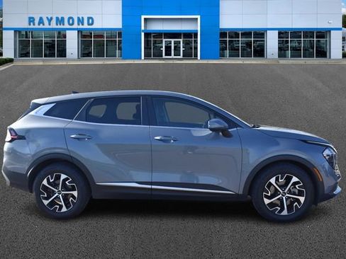 Certified 2023 Kia Sportage EX image 2