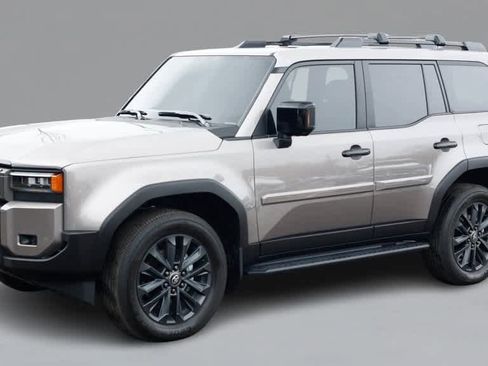 Used 2025 Toyota Land Cruiser image 1
