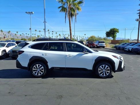 Certified 2025 Subaru Outback Premium image 8