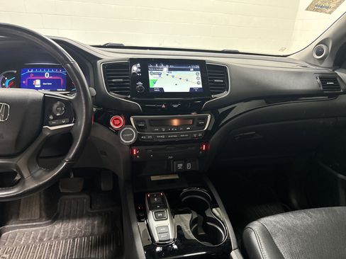 Used 2019 Honda Pilot Elite image 31