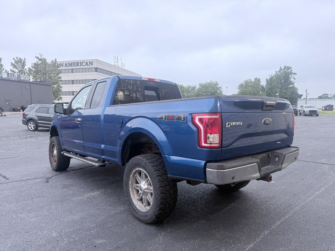 Used 2017 Ford F150 XLT w/ Equipment Group 302A Luxury AWD/4WD image 3