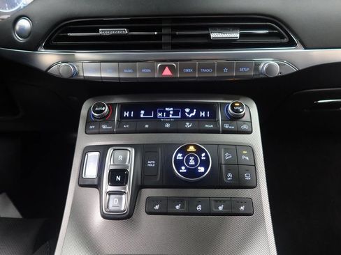 Used 2022 Hyundai Palisade Limited AWD/4WD image 18