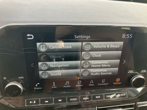 Used 2023 Nissan Pathfinder Platinum AWD/4WD image 25