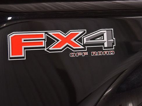 Used 2023 Ford F450 Platinum w/ FX4 Off-Road Package AWD/4WD image 12
