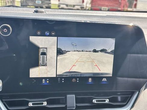 Certified 2025 Chevrolet Equinox LT w/ Convenience Package II FWD image 14