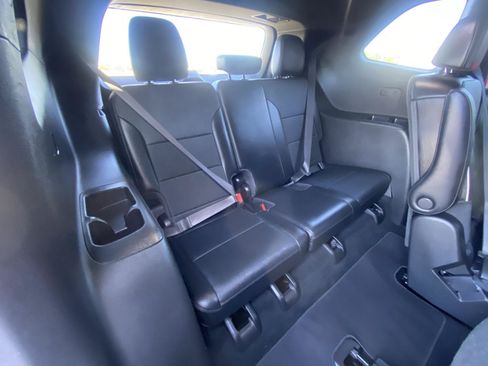 Used 2025 Buick Enclave Preferred AWD/4WD image 24