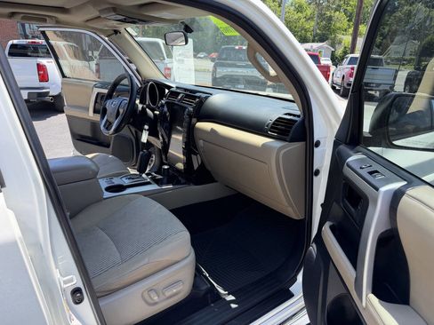 Used 2010 Toyota 4Runner SR5 AWD/4WD image 16