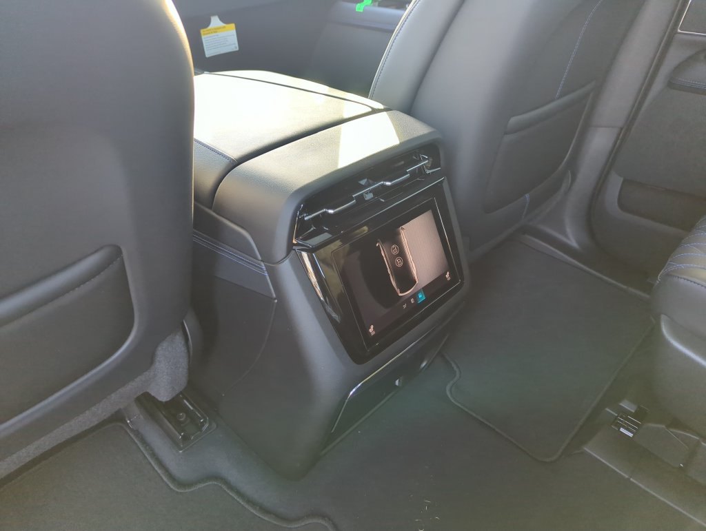 New 2026 Cadillac Escalade IQ Luxury 1 AWD/4WD image 31
