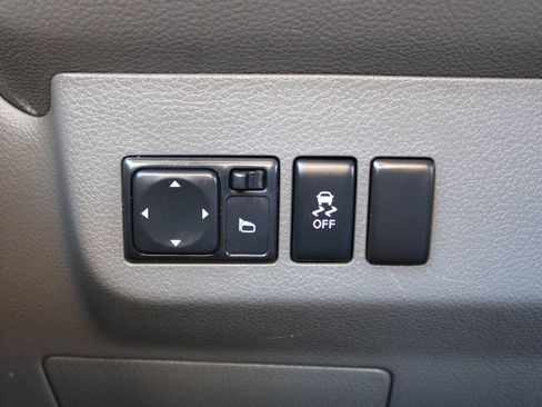 Used 2016 Nissan NV 3500 SV w/ SV Technology Package image 39