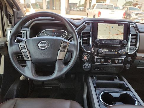 Used 2023 Nissan Titan Platinum Reserve w/ Moonroof Package AWD/4WD image 13