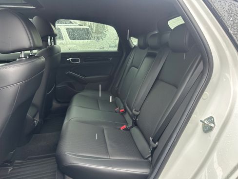 Used 2022 Honda Civic Sport Touring image 10