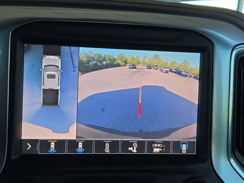 Used 2019 Chevrolet Silverado 1500 LTZ w/ LTZ Convenience Package AWD/4WD image 17
