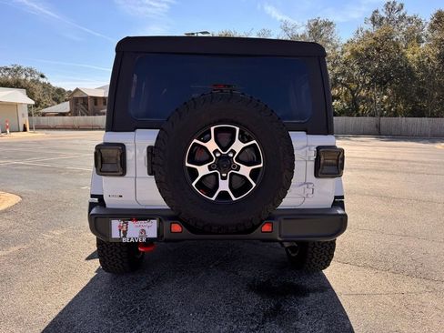 Used 2022 Jeep Wrangler Unlimited Rubicon image 8