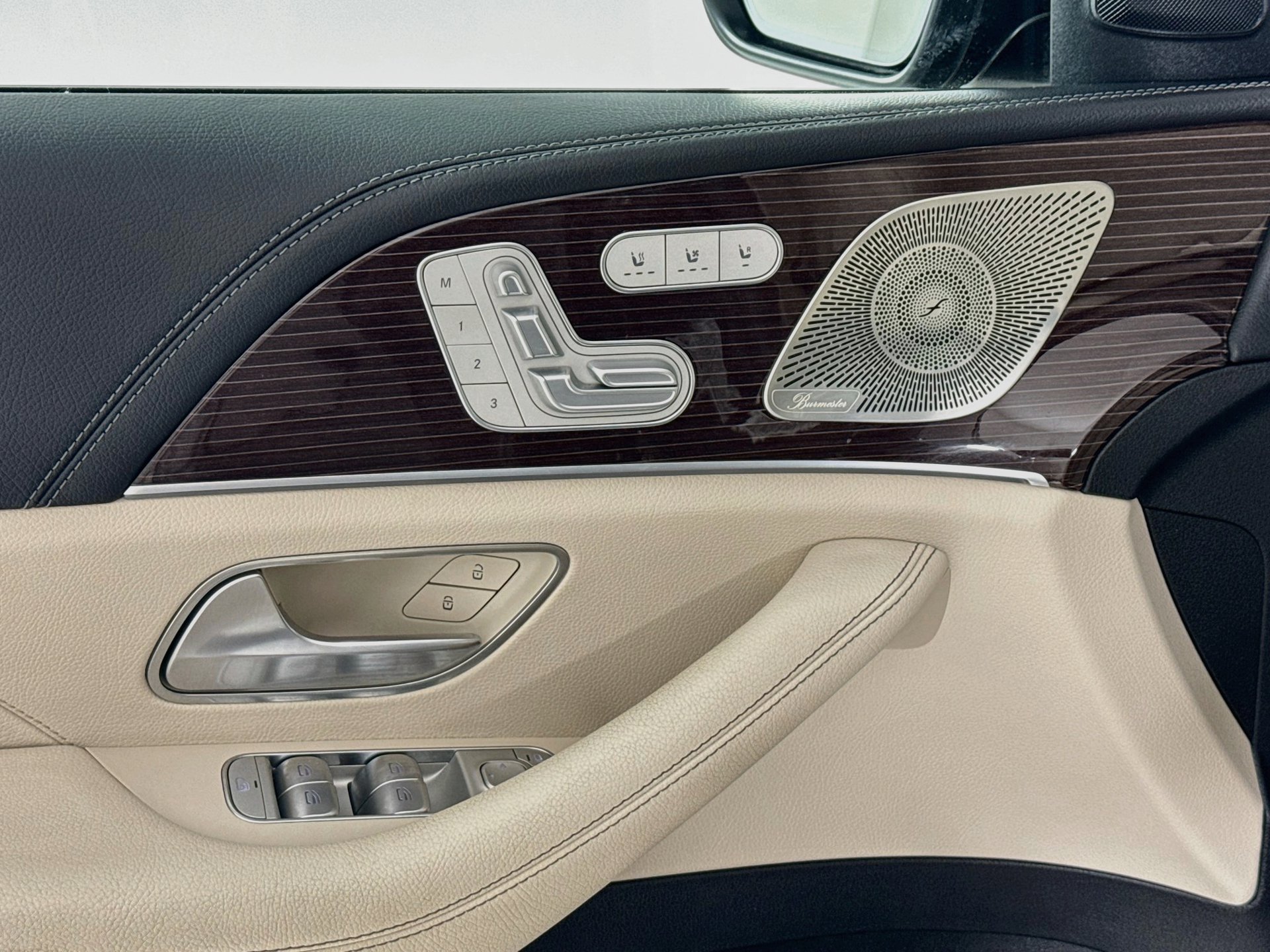 Used 2023 Mercedes-Benz GLE 350 4MATIC image 19