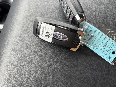 New 2025 Ford F150 XLT w/ Equipment Group 302A MID image 32