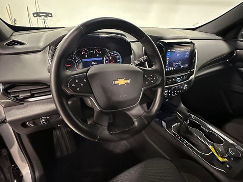 Used 2023 Chevrolet Traverse LT FWD image 22