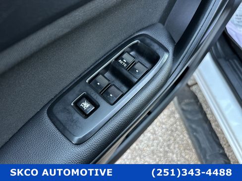 Used 2019 Ford Ranger XLT w/ Equipment Group 302A Luxury image 22