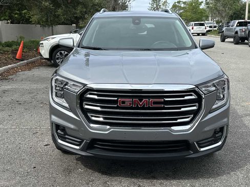 Certified 2024 GMC Terrain SLT AWD/4WD image 9