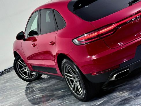 Used 2020 Porsche Macan AWD/4WD image 13