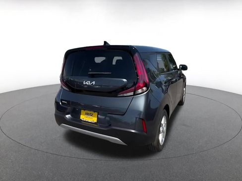 Used 2025 Kia Soul LX w/ LX Technology Package FWD image 12