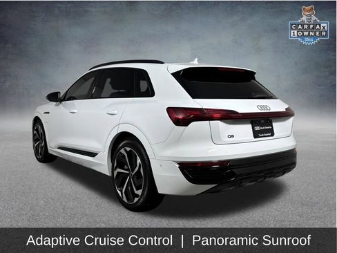 Used 2024 Audi Q8 e-tron Premium Plus w/ Premium Plus Package AWD/4WD image 6