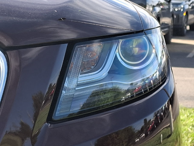 Used 2019 Lincoln MKC Premiere FWD image 3