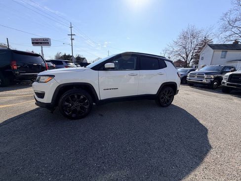 Used 2018 Jeep Compass Sport image 34