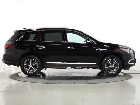 Used 2019 INFINITI QX60 Luxe w/ Essential Package image 10