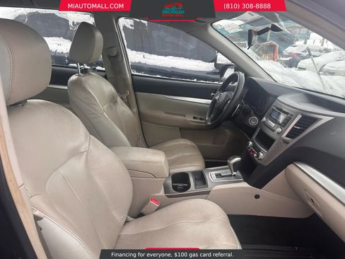 Used 2013 Subaru Outback 2.5i image 9